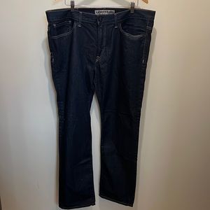 Never Worn! Mens Classic Fit Straight Leg Dark Denim Express Jeans. Size: 38x34L